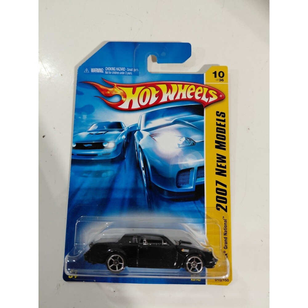 NIP Hot Wheels 2007 New Model 1:64 DieCast Buick Grand National Muscle Car